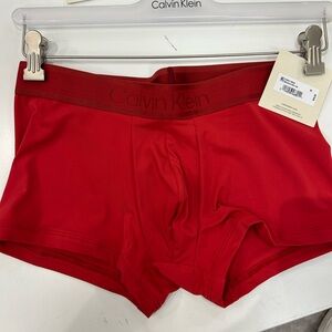 Calvin Klein Microfiber low rise  Trunk - red soft stretch
